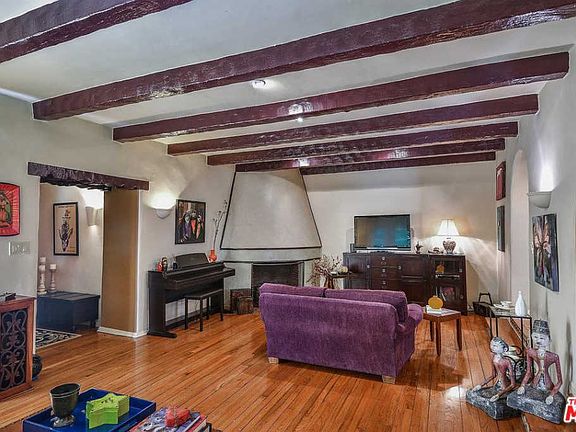 4th image of 326 N Mansfield Ave