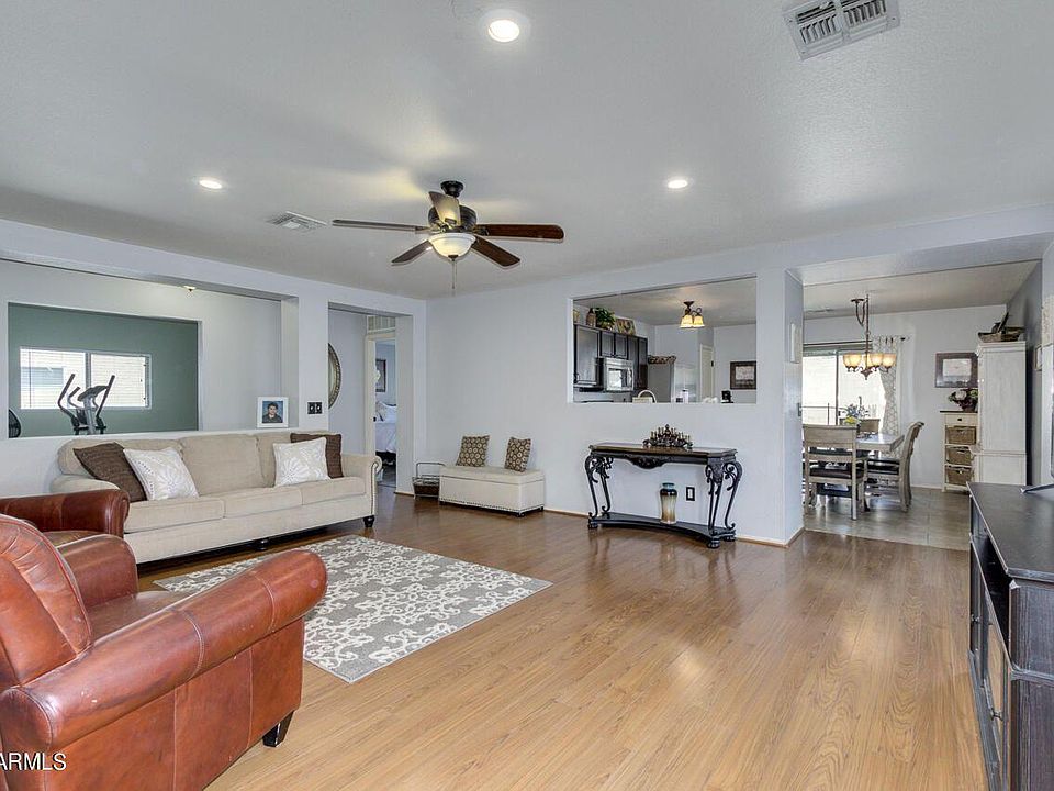 1st image of 3020 W White Feather Ln