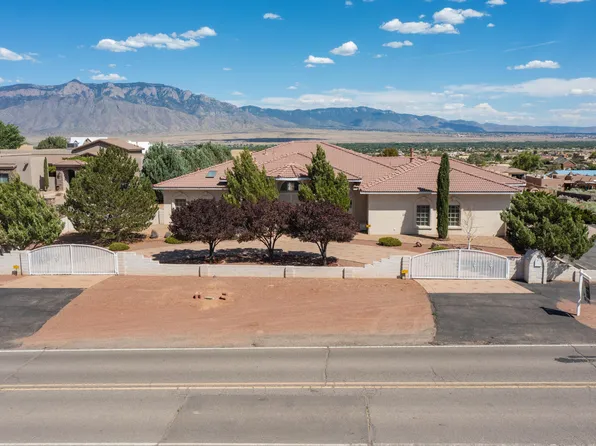 1016 Saratoga Dr NE, Rio Rancho, NM 87144