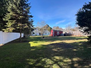 18 Quarry Street, Old Saybrook, CT 06475