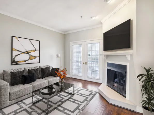 128 W End Pl, Nashville, TN 37205