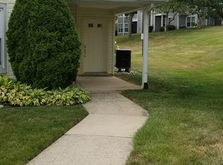 2905 Atkinson Pl #5, Southampton, PA 18966