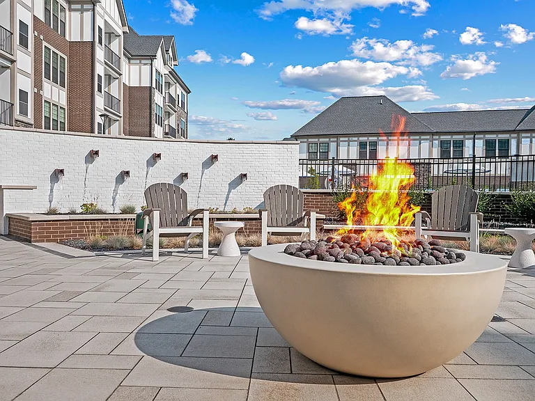Legacy Rochester Hills Apartments — Photo 82