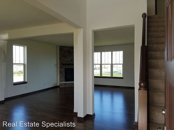 2nd image of 1404 Bluestem Trl