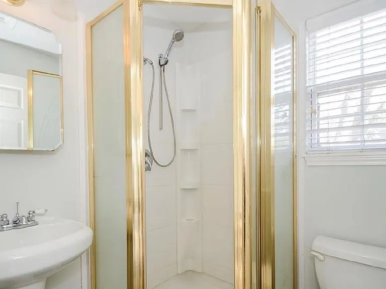 13814 Lynnwood Ln — Photo 28