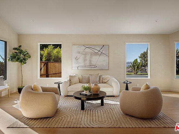 3rd image of 4016 San Remo Way