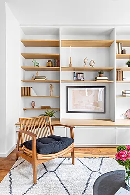 Sold by Compass | media 6