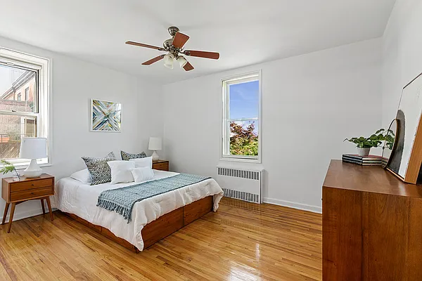 Sold by Compass | media 3