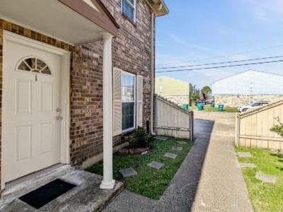 1635 Newport Pl APT 1, Kenner, LA, 70065
