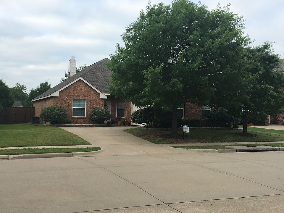 1st image of 1528 Sleepy Hollow Dr