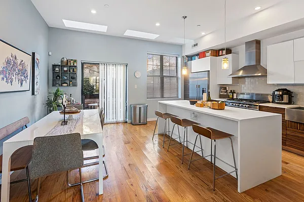 Sold by Corcoran | media 21