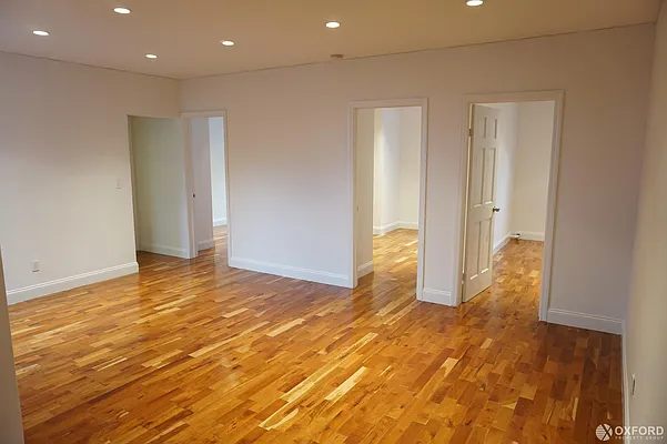 Rented by Oxford Property Group | media 9