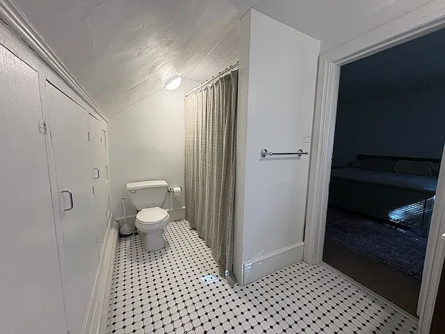 133 Runnymede Ave — Photo 8