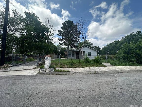 2nd image of 1408 W GERALD AVE