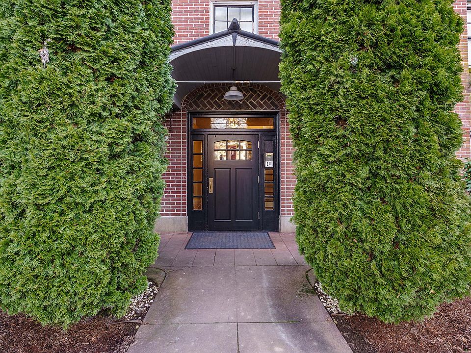1st image of 2214 Broadway St APT 11