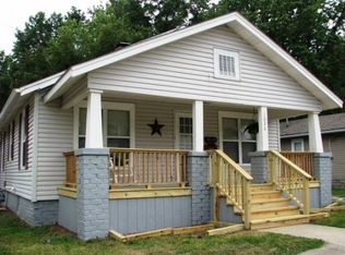 1020 E Carpenter St, Moberly, MO 65270