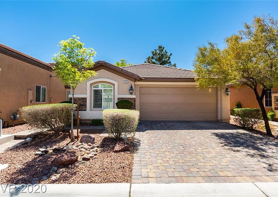 1st image of 9953 Lago De Coco Ave