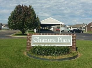 1111 S Plummer Ave APT J1, Chanute, KS 66720