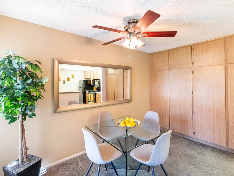 Chaparral Apartments — Photo 44