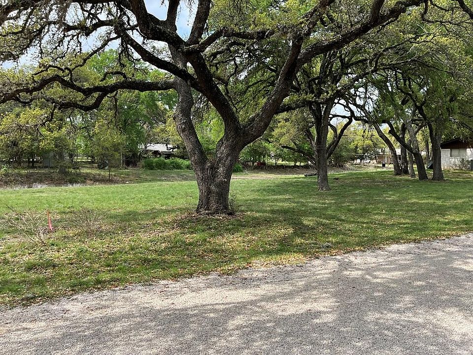 1st image of 917 Lazy Creek Ln