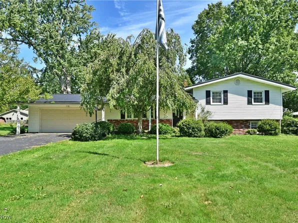 2271 Williams Rd, Cortland, OH 44410