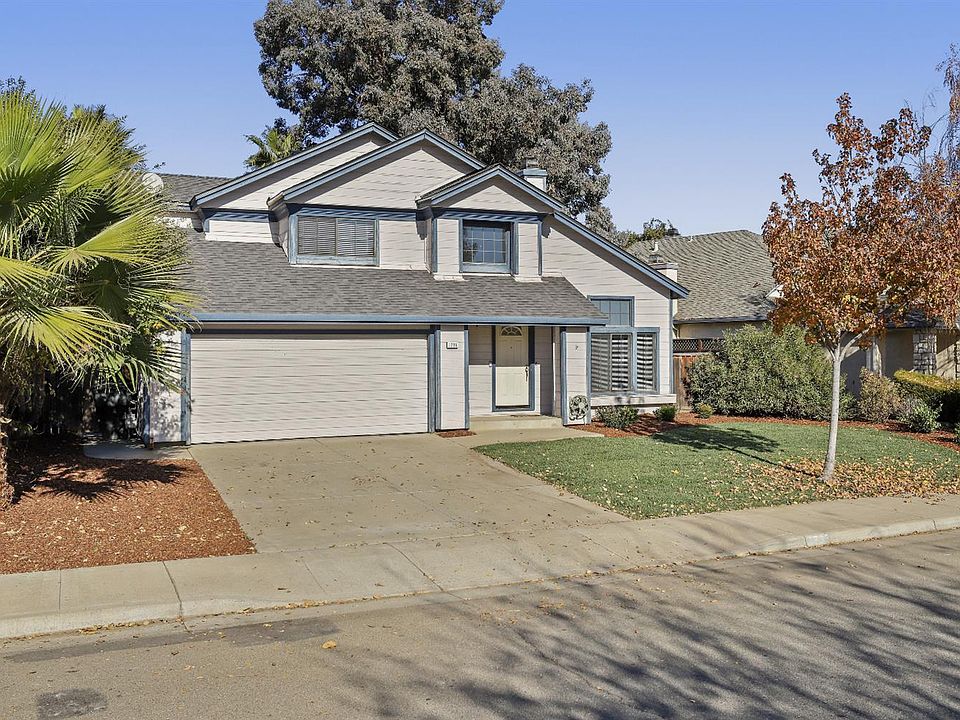 1st image of 1735 Foxwood Dr