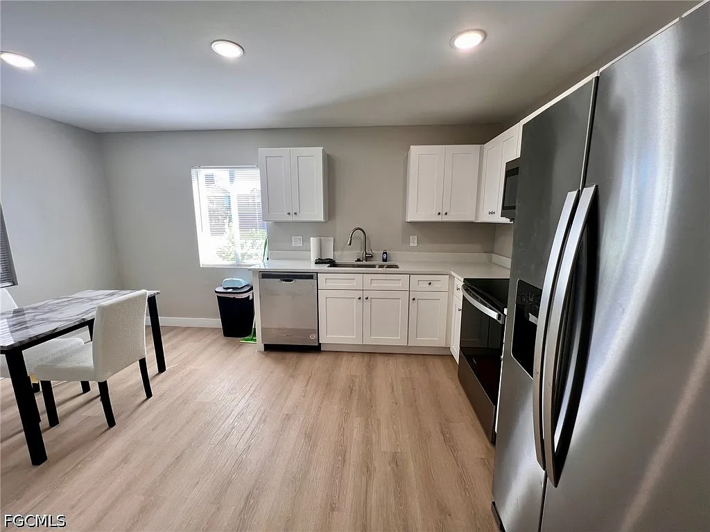 2 bed, 2.0 bath, 1270 sqft, $1,600 — Photo 4