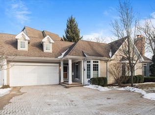 572 Vine Ave, Highland Park, IL 60035