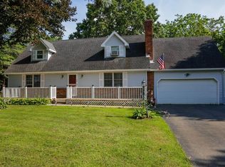 13 Balsam Dr, Valatie, NY 12184