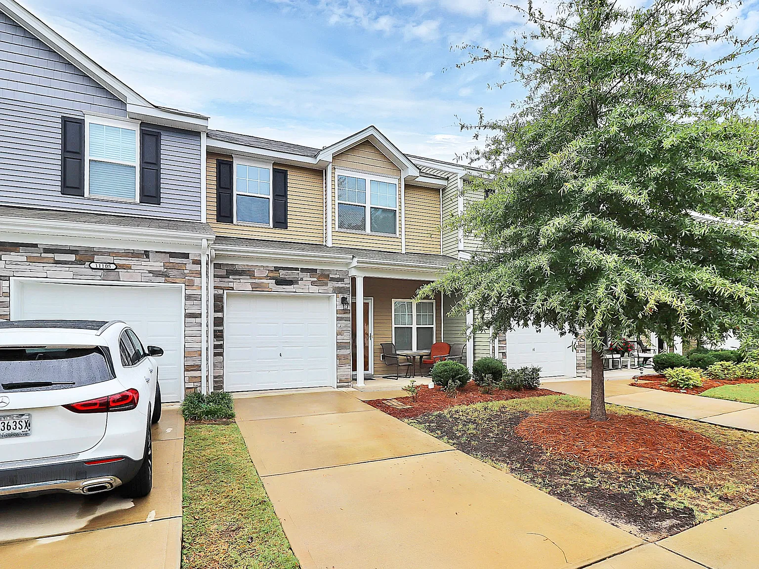 2 bed, 1273 sqft, $2,100 — Photo 3