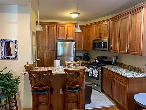 2nd image of 205 S Boulevard APT 1
