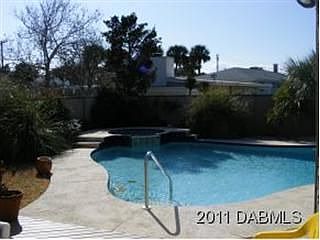 1st image of 1220 Thompson Pl