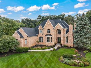 3301 Berry St, Crystal Lake, IL 60012