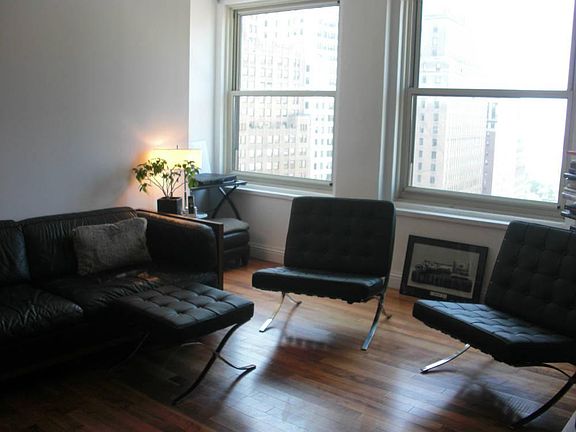 2nd image of 88 Greenwich St APT 1811