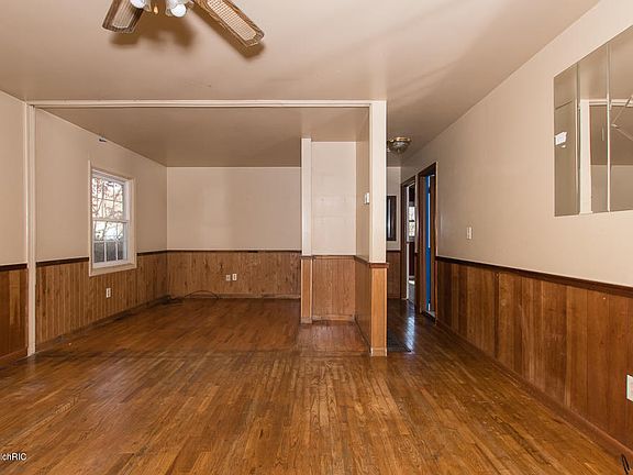 3rd image of 117 Viking Ct