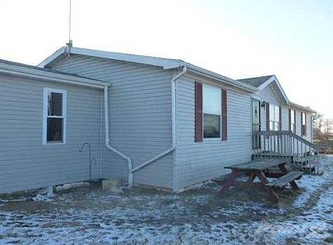 4th image of 1210 Fir Ave