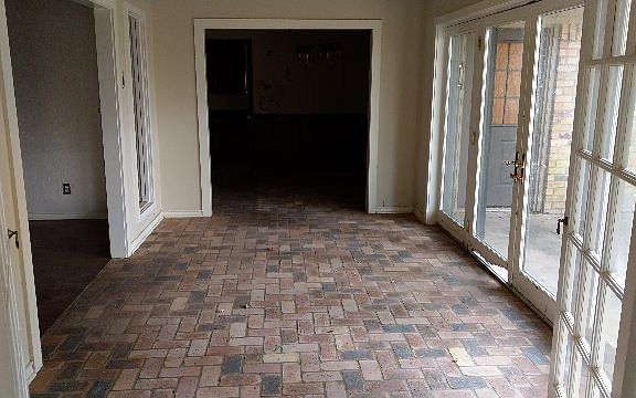 5th image of 114 Fairway Dr