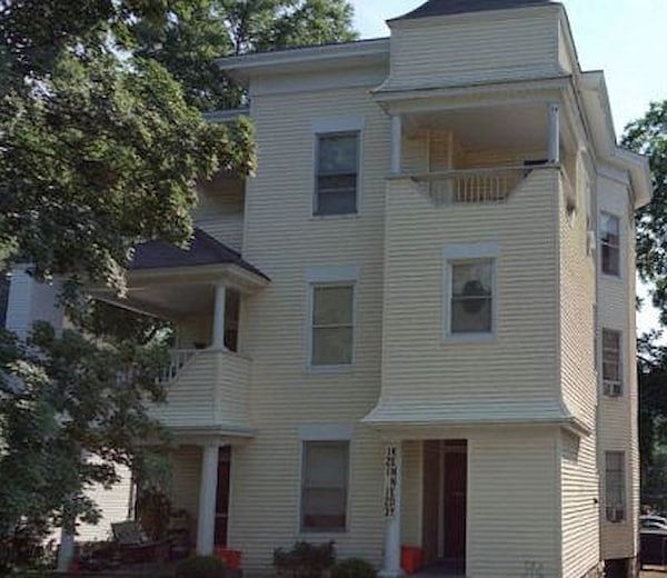 1st image of 121 Kennedy Ave APT 1S