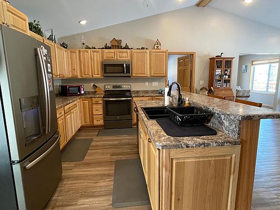 3rd image of 4040 Deer Haven Ct SW