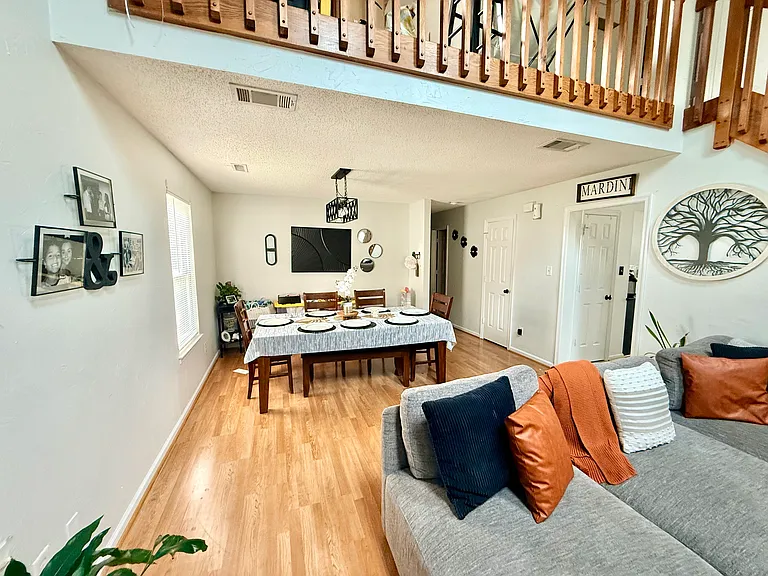 3117 Damascus Trl — Photo 24