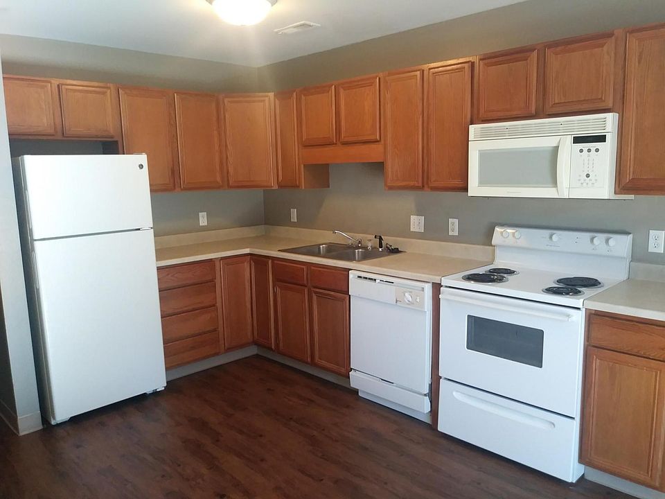 2nd image of 4041 Hubbell Ave #Maple