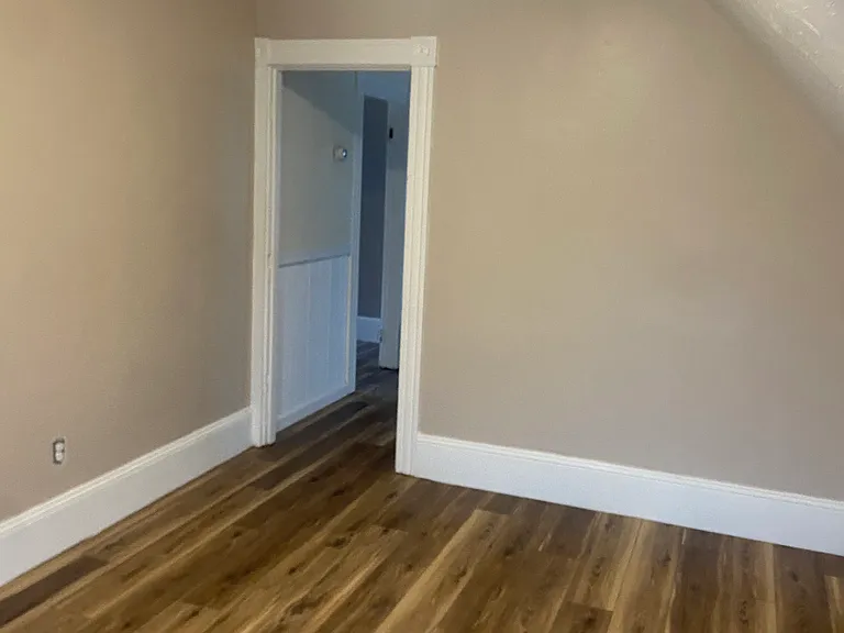 196 Collette St #4 — Photo 11