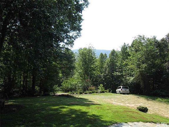 4th image of Chetola Dr