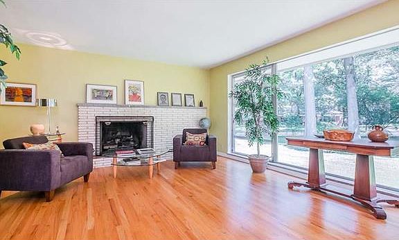 2nd image of 7417 Whitehaven Dr
