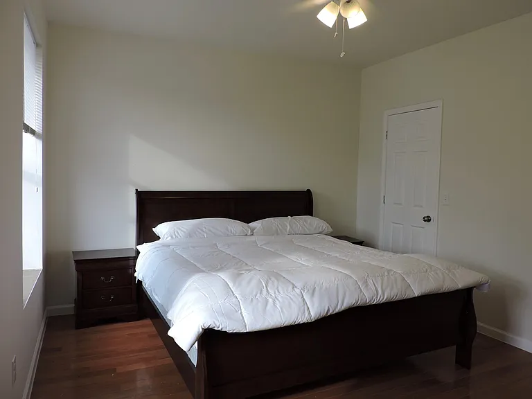 309 Sycamore Street Apartments — Photo 18