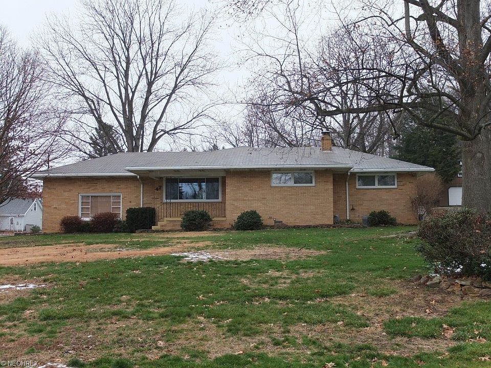 1st image of 47 Franklin Dr