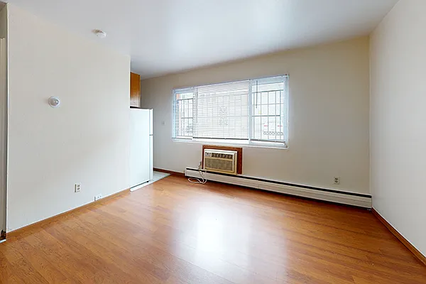 1663 N. Prospect Ave. — Photo 2
