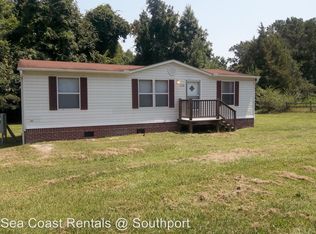408 Randolphville Rd NE, Bolivia, NC 28422