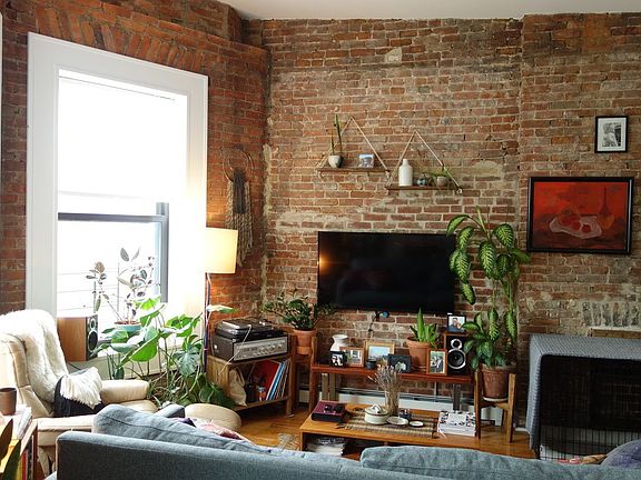 3rd image of 455 Greene Ave APT 3