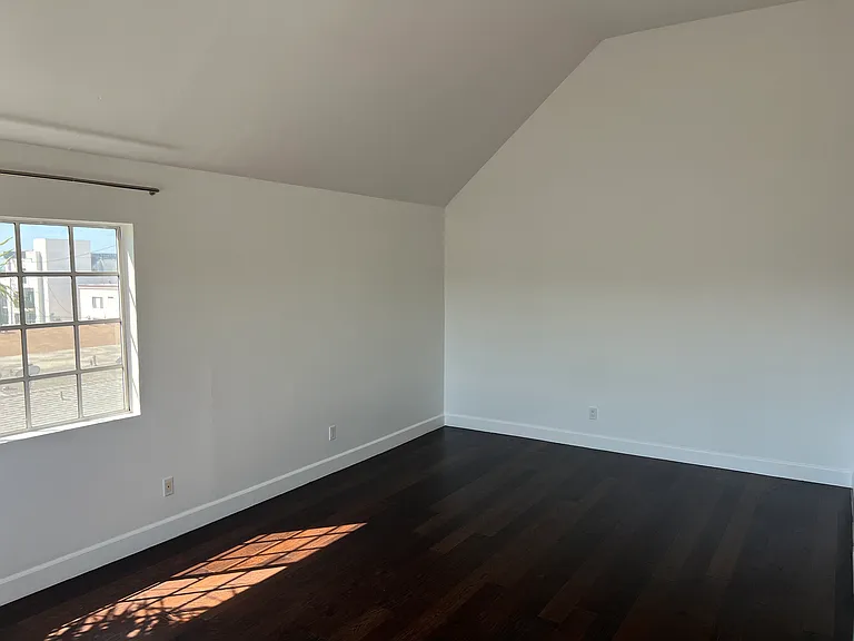 1517 Armacost Ave #301 — Photo 14